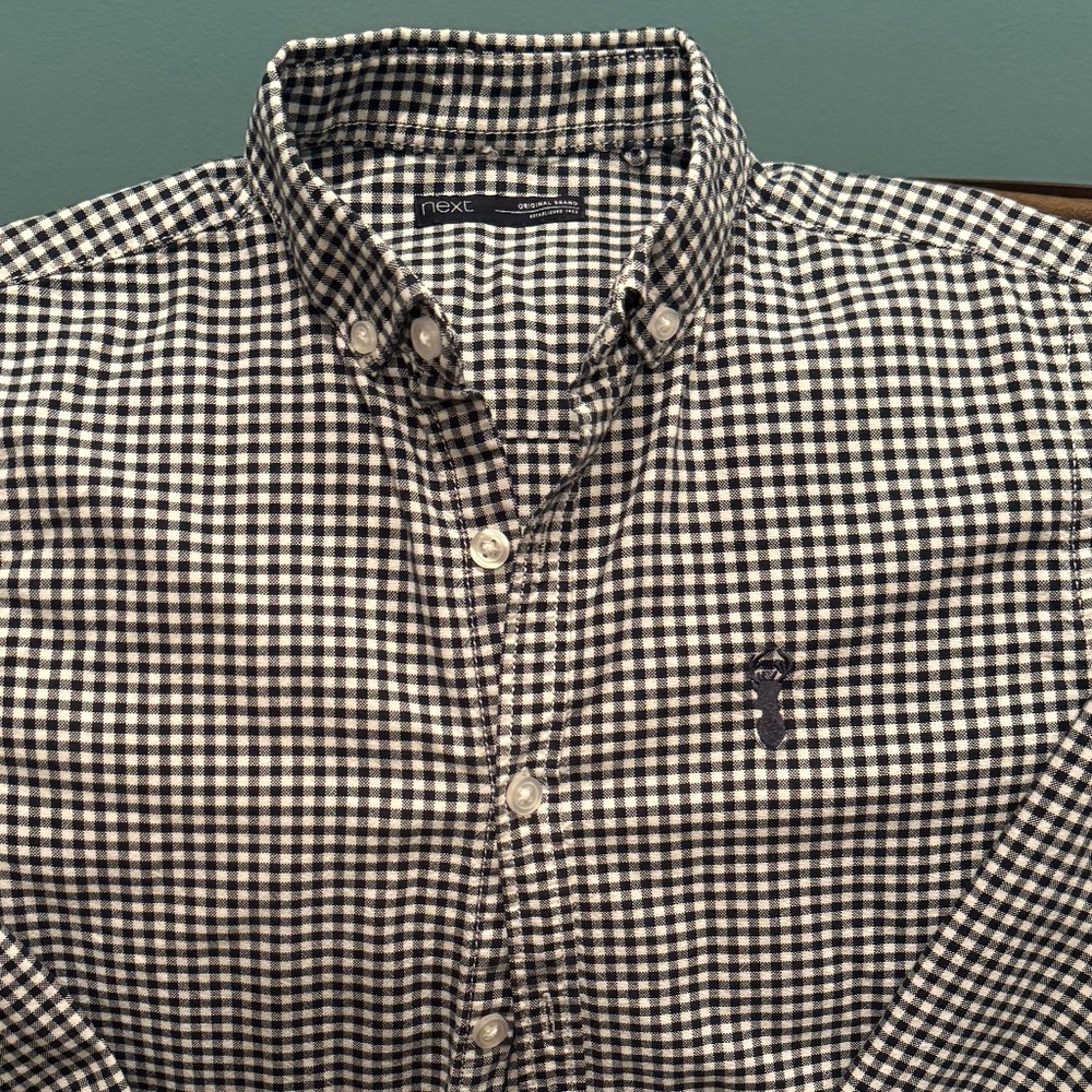 Boys long sleeve shirt. Size 12.